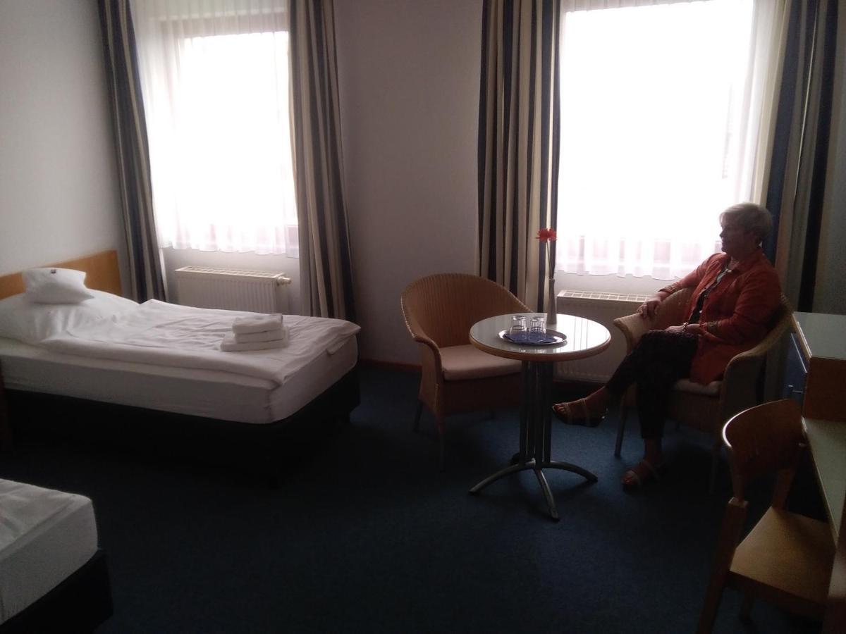 Gaestehaus Germania Wangerooge Exteriör bild
